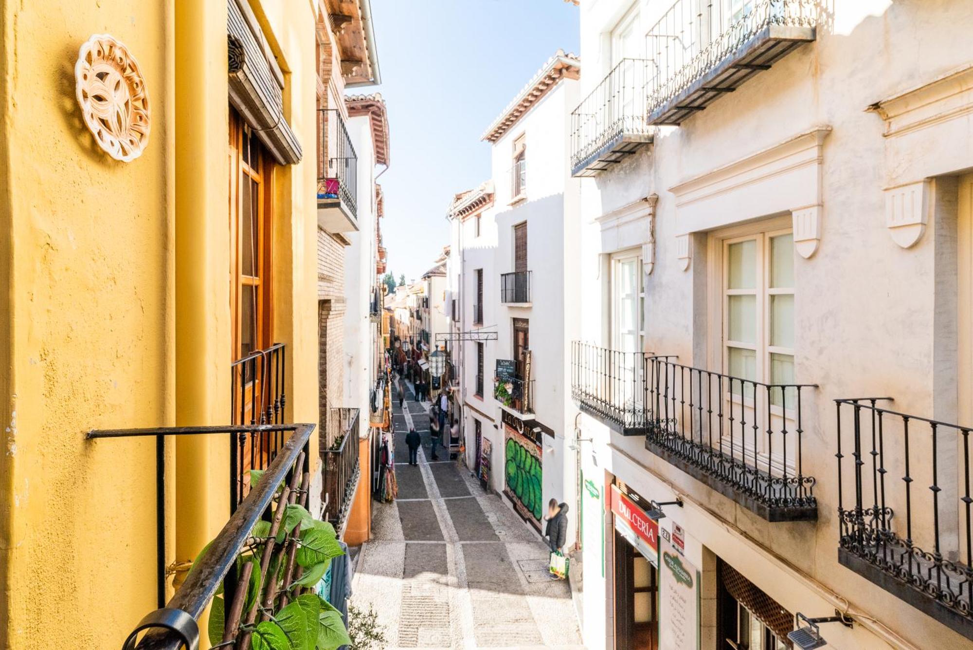 Apartamento Las Mil Y Una Noches グラナダ エクステリア 写真