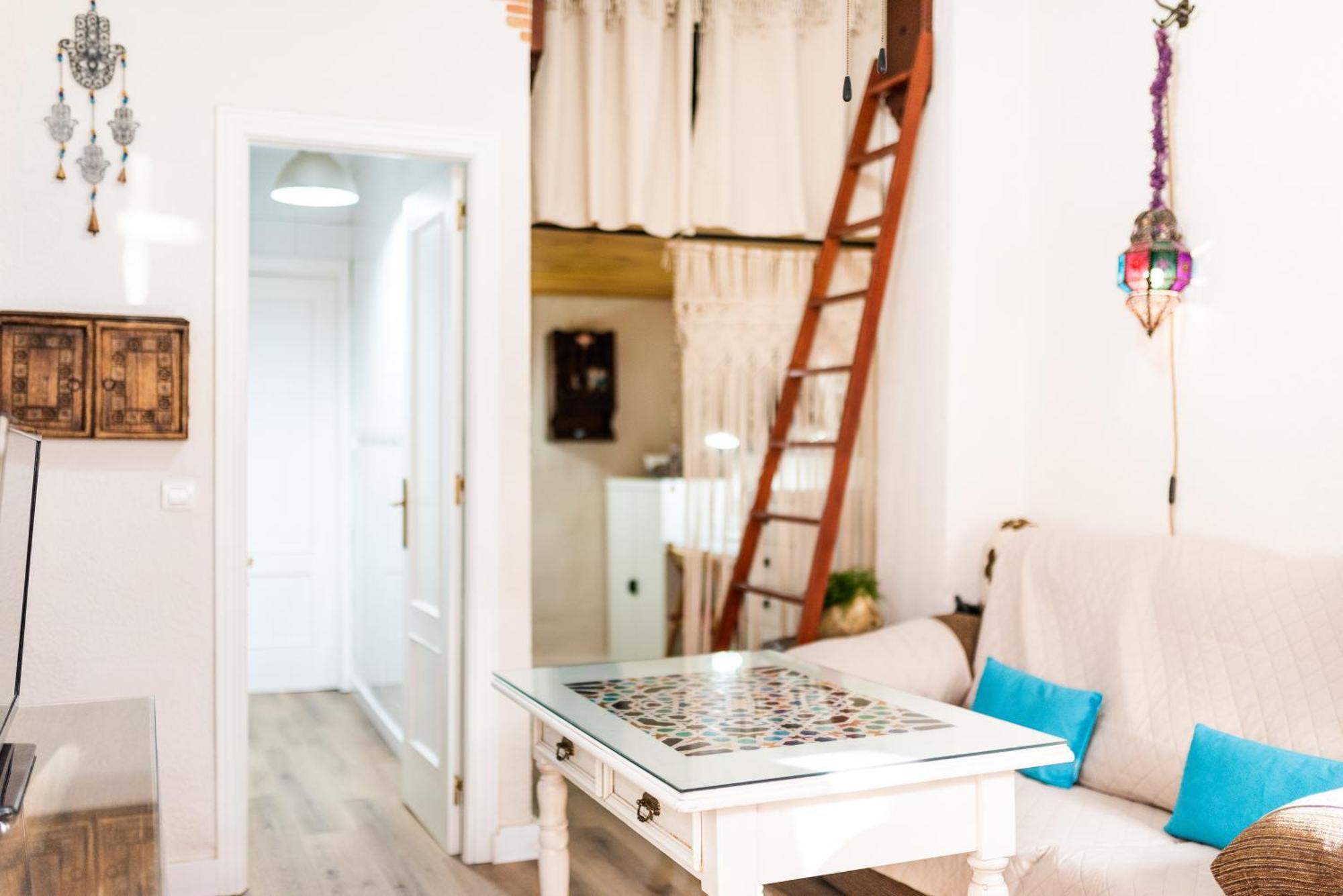 Apartamento Las Mil Y Una Noches グラナダ エクステリア 写真