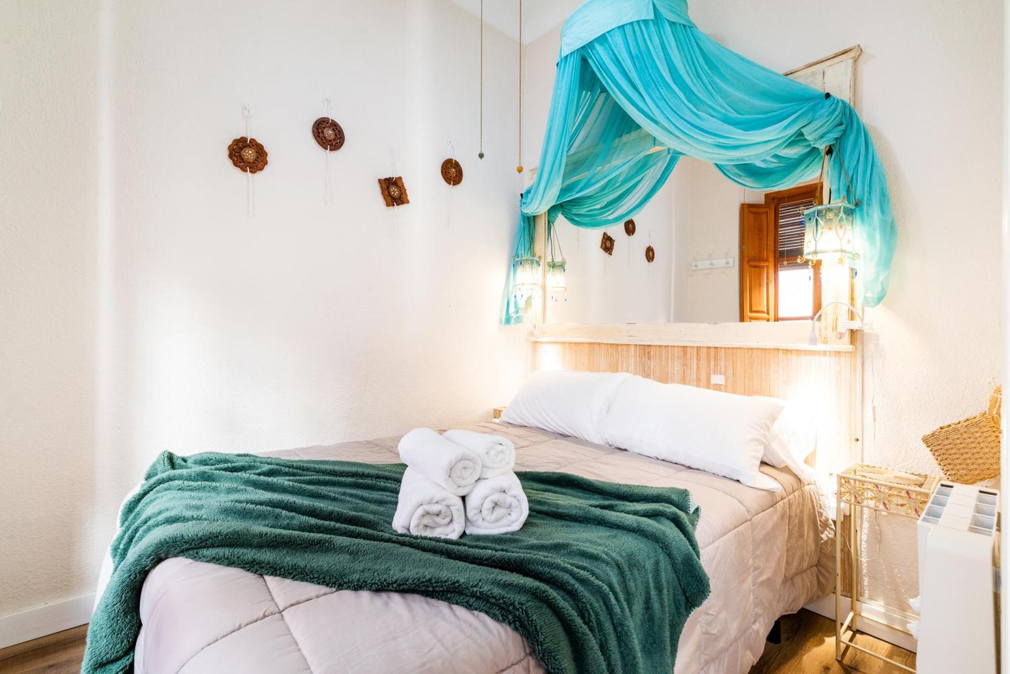 Apartamento Las Mil Y Una Noches グラナダ エクステリア 写真