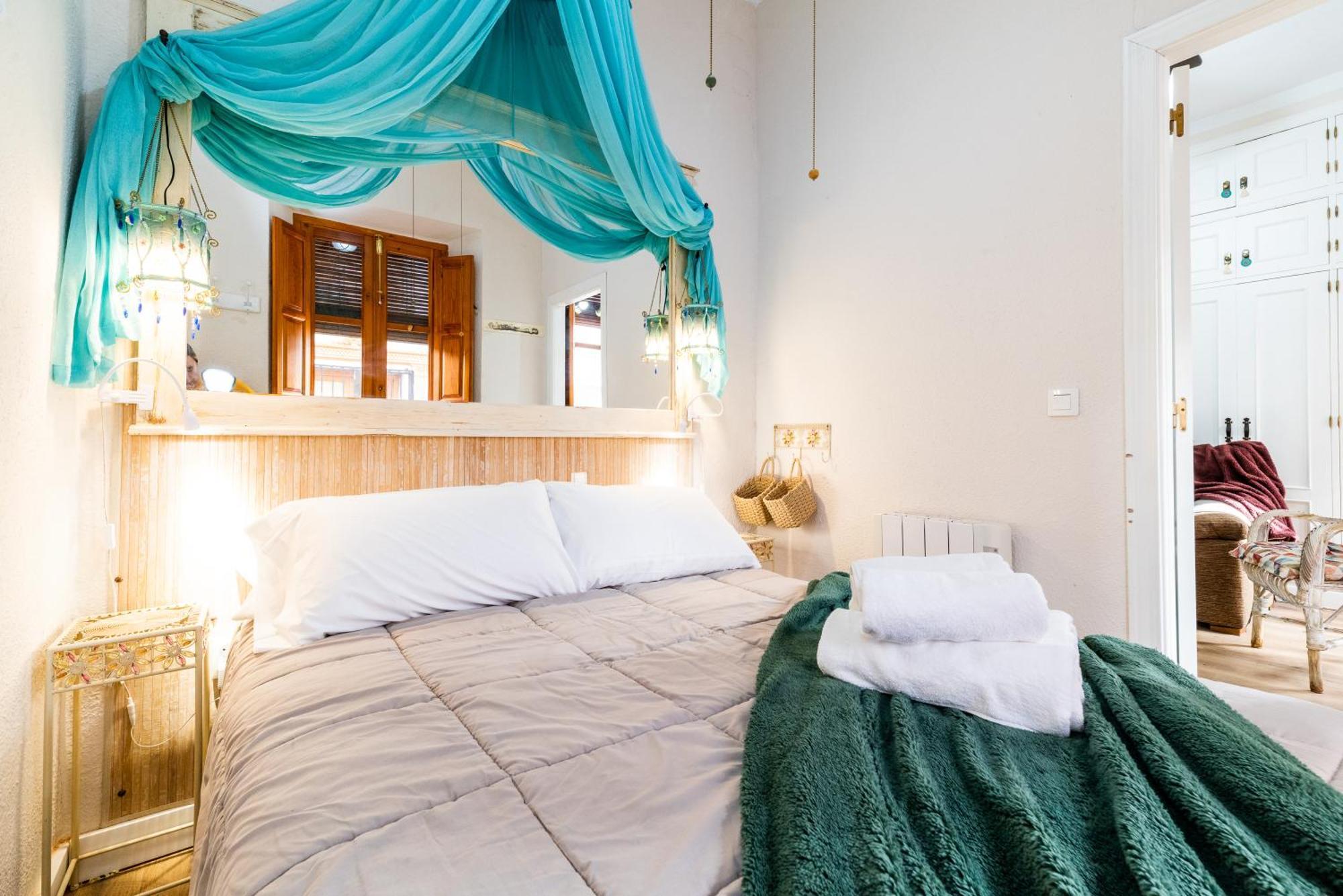 Apartamento Las Mil Y Una Noches グラナダ エクステリア 写真